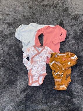 4-Pack Newborn Baby Girl Long Sleeve Onesies | Honest Baby & Carter’s